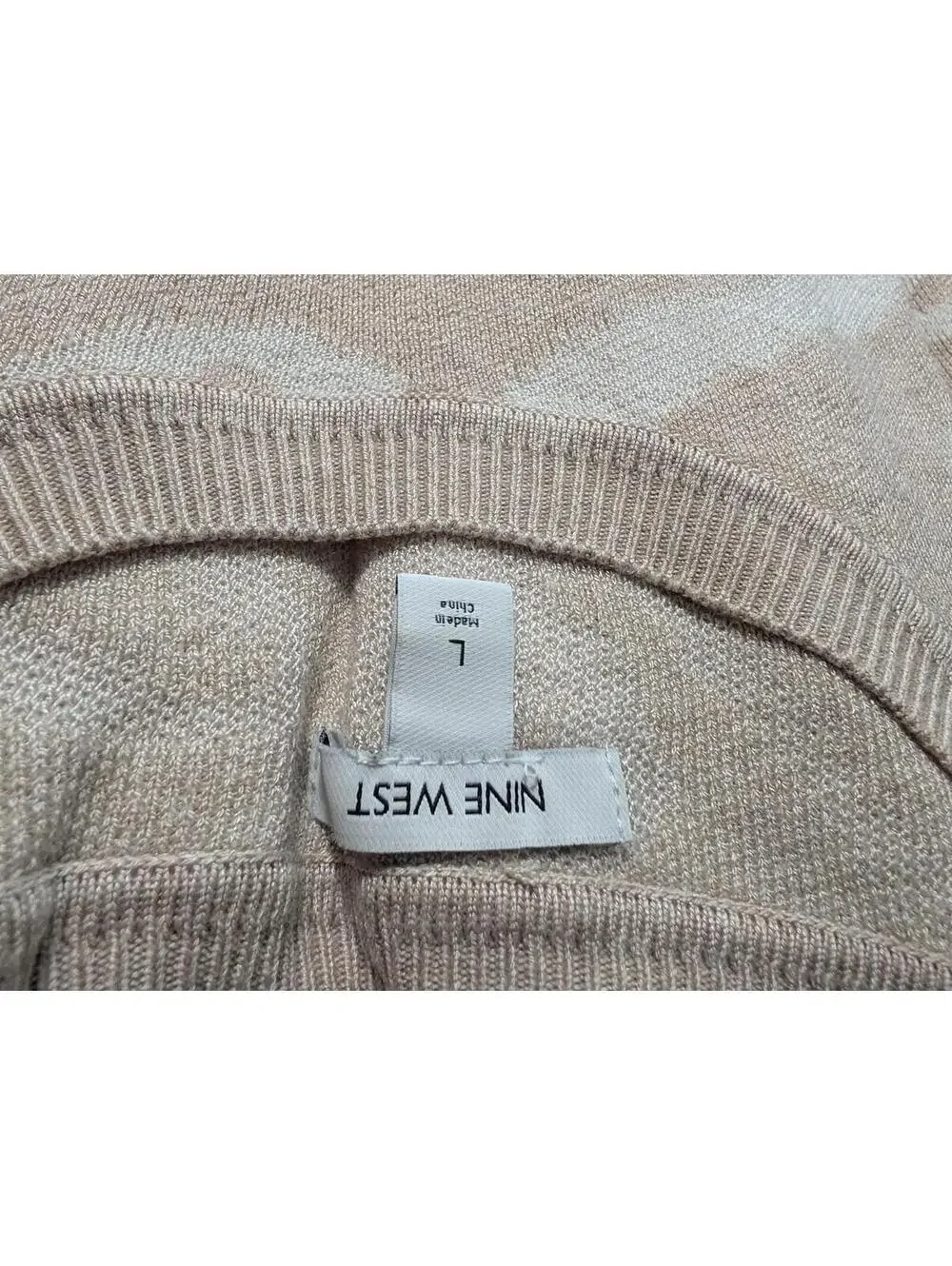 Nine West Women's Long Sleeve Beige And White Zebra Button Up‎ Sweater Size L